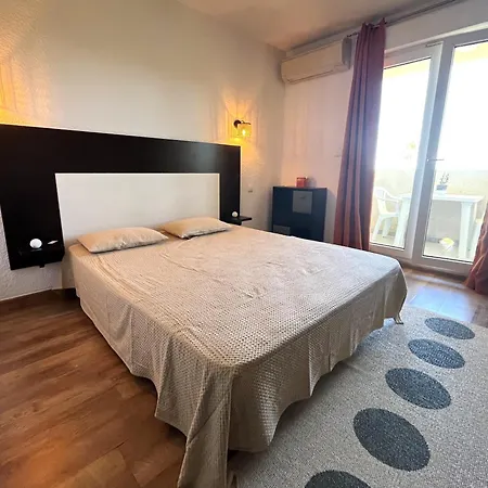 Saint-florent Piscine 2 Personnes Flo300-261 Apartment