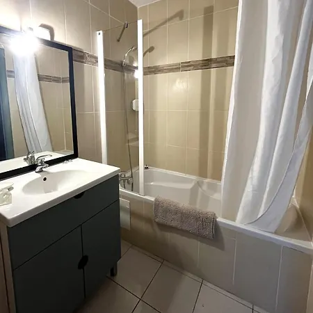 Saint-florent Piscine 2 Personnes Flo300-261 Apartment *